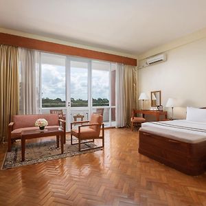 Inya Lake Hotel Yangon